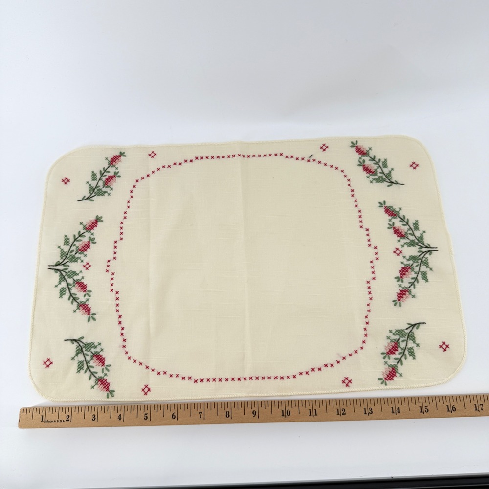 Vintage Cross Stitch Floral Embroidery Cream Place Mat Table Runner 16x11 - Picture 4 of 7